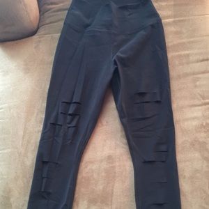 Alo Yoga High Waisted Ripped Warrior Leggings